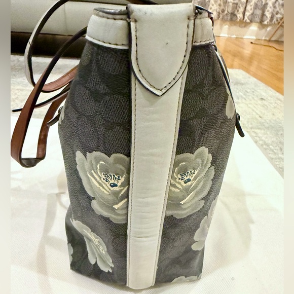 ****** SOLD - Picture 5 of 15